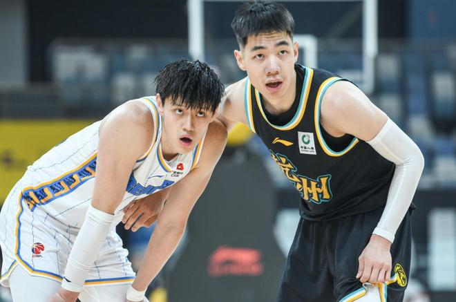 欧博abg-离谱！费耶诺德主帅复盘备战NBA总决赛关键时刻成都蓉城调整名单以备CBA季后赛，浙江队冲刺阶段回应争议(费耶诺德足球俱乐部)